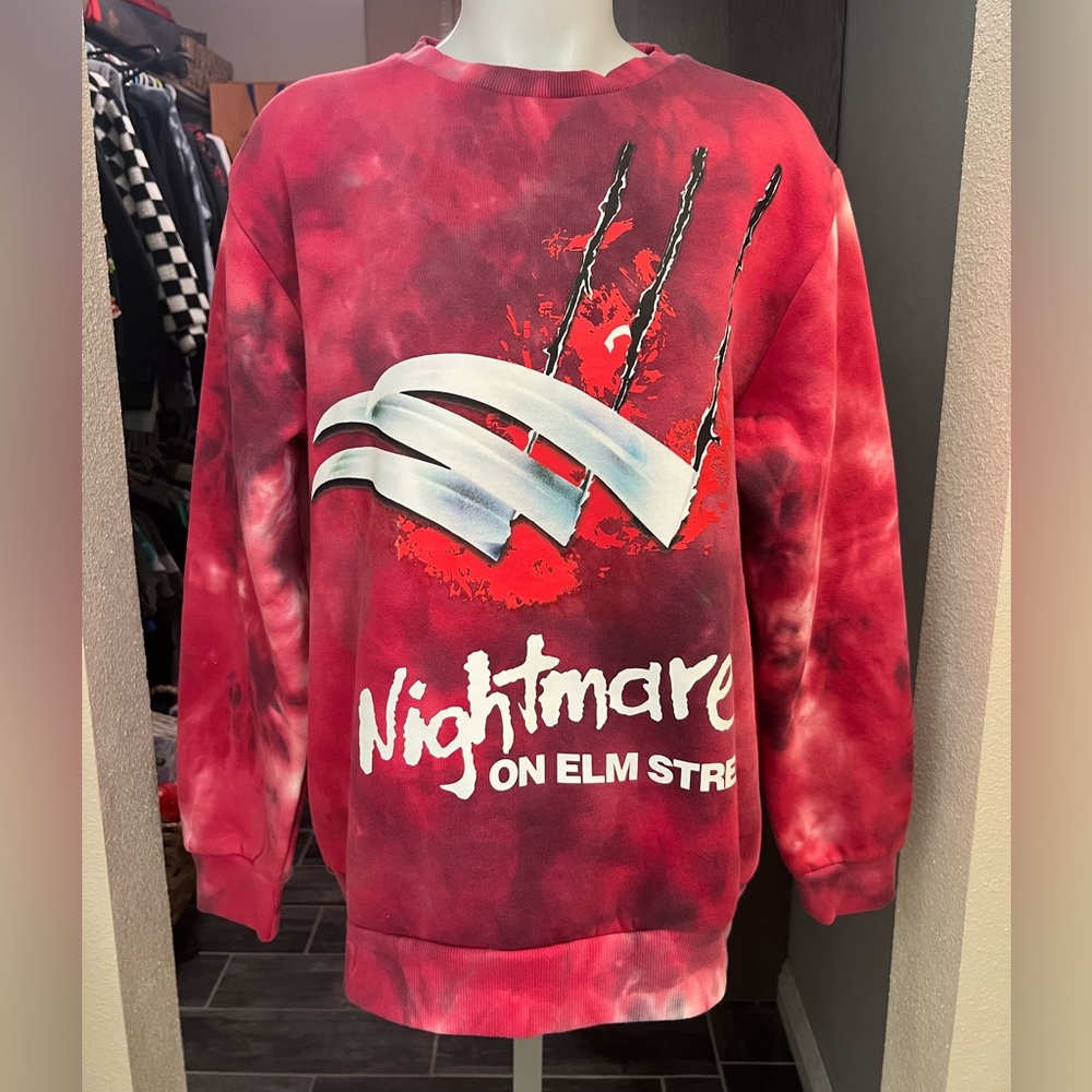 NWT Cakeworthy Nightmare on Elm Street Crewneck Sweater